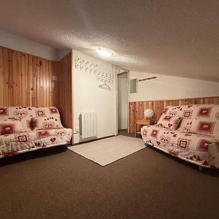 La Petite Chaumiere Des Neiges