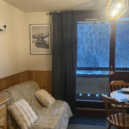 La Petite Chaumiere Des Neiges